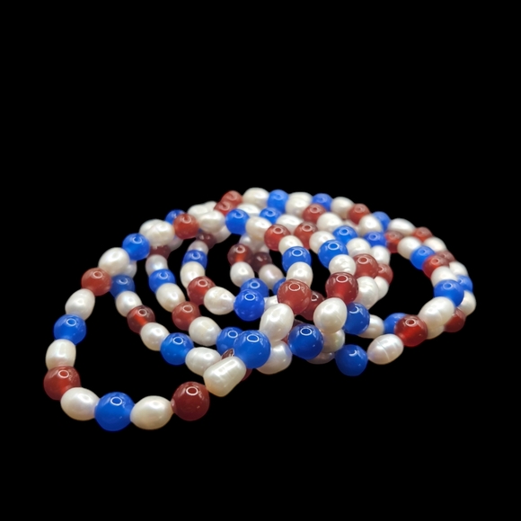 Agate and Pearl Bracelet - Picture 1 of 5